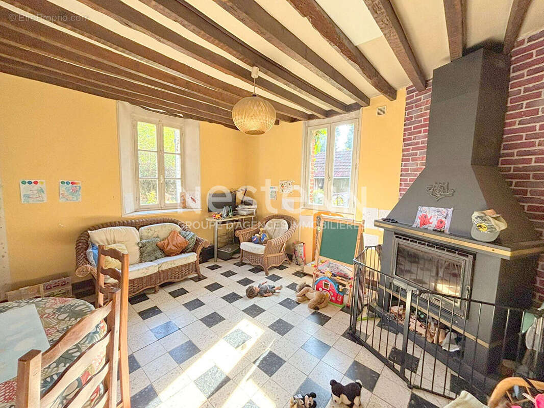 Maison à CHAUMONT-EN-VEXIN