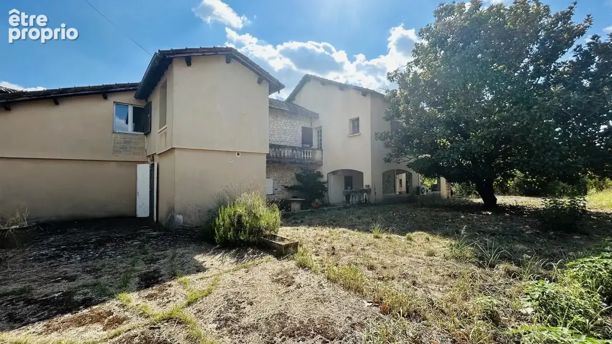 Superbe ensemble immobilier avec deux appartements independant, - photo 2