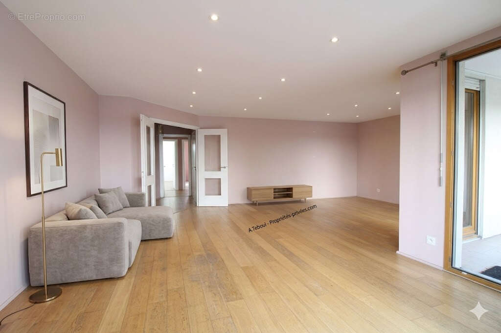 Appartement à VILLEURBANNE