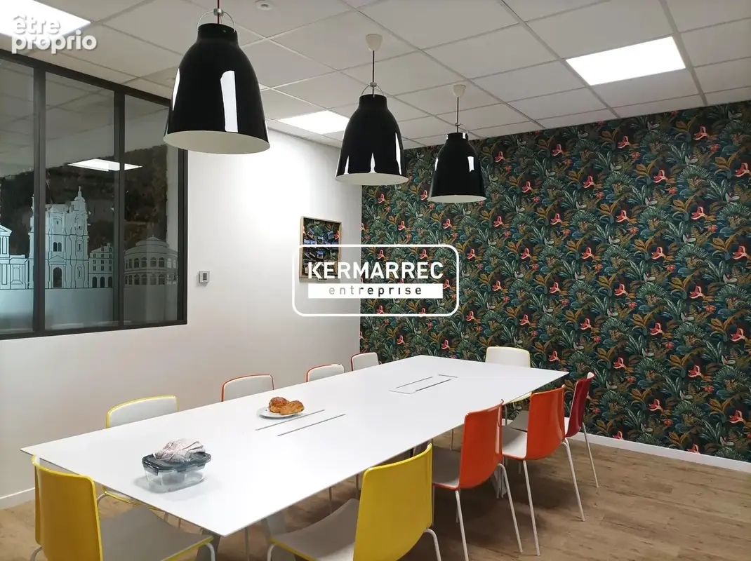 Commerce 770 m² à vendre à Saint-Jacques-De-La-Lande (35136) - photo 5