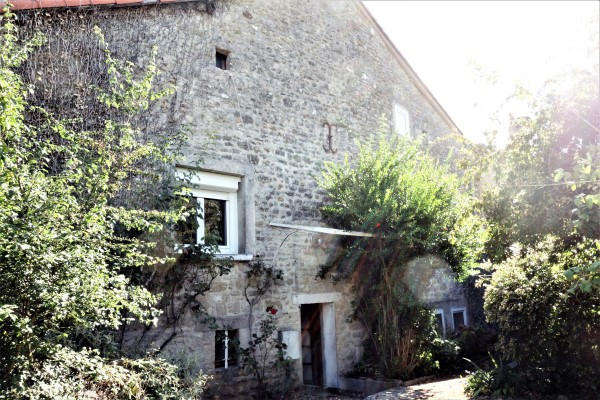 OVERVIEW - Maison à CHARROUX
