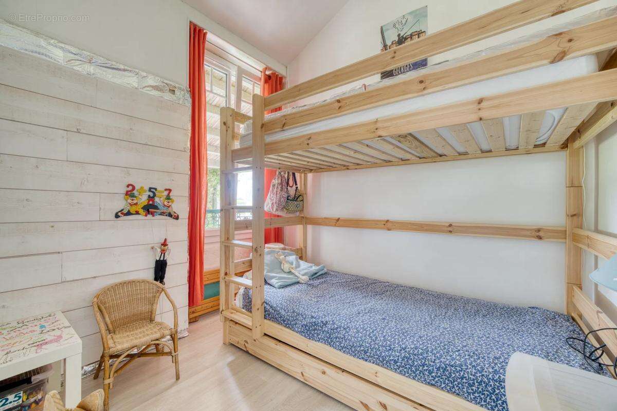 Maison à PORT-DES-BARQUES