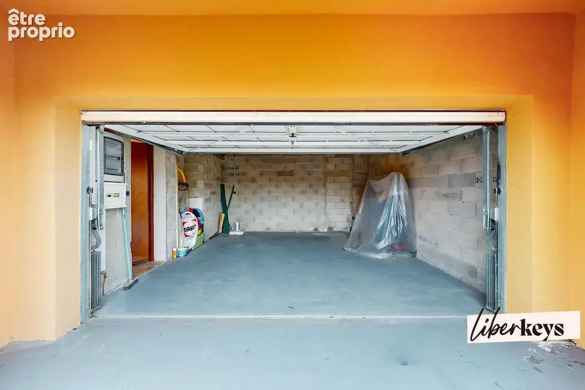 Maison familiale de 4 pièces à Saint-Raphaël / Quartier Peyron - Idéalement située / Vue dégagée et calme absolu - photo 9
