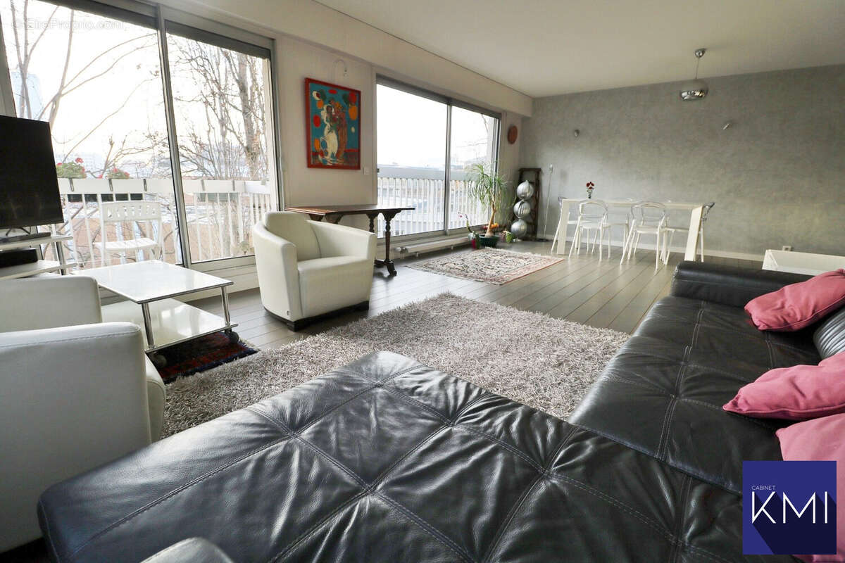 Appartement à PARIS-12E