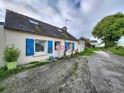 Maison à CHATEAUNEUF-DU-FAOU
