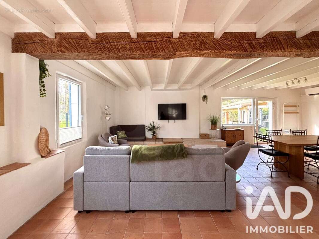 Photo 6 - Maison à MEDIS
