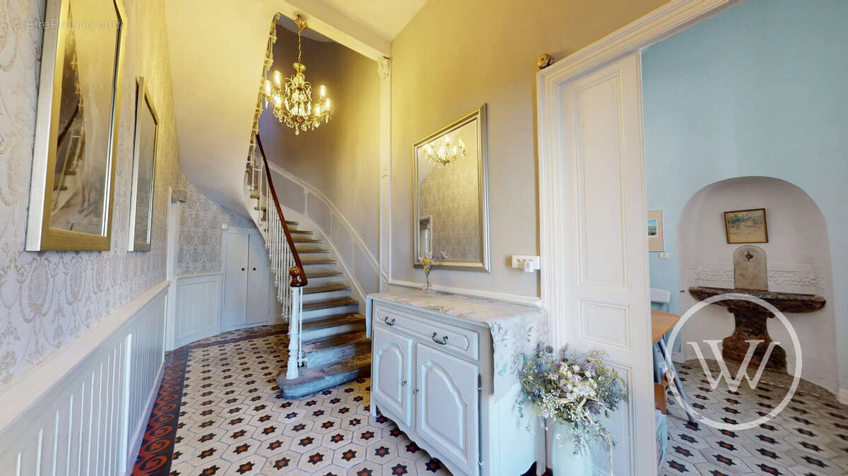 Maison à MONTOLIEU
