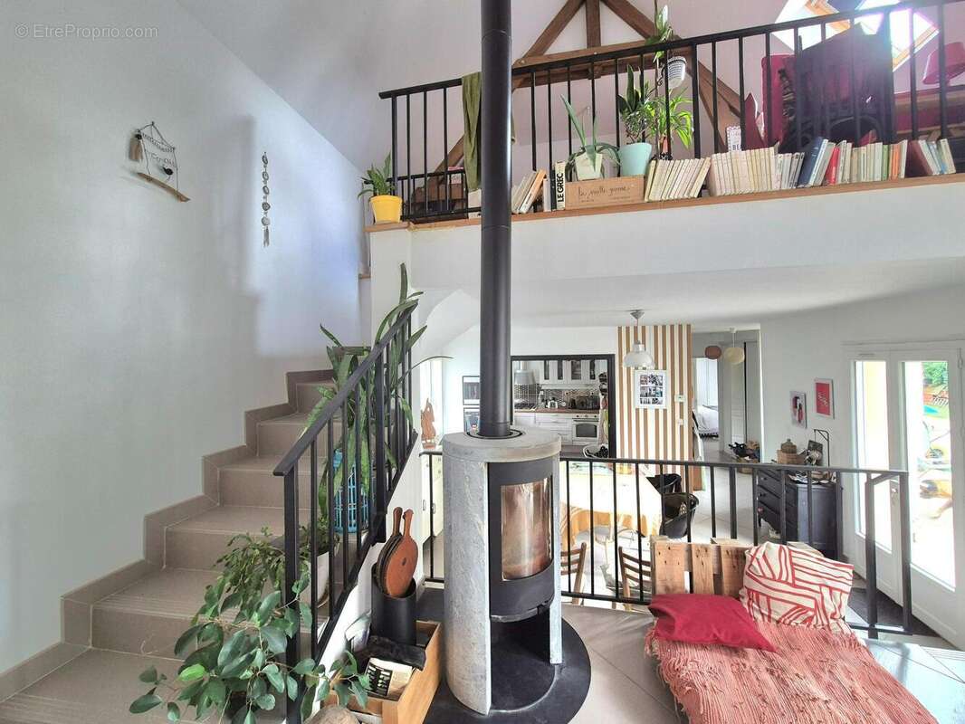 Photo 6 - Maison à VERT