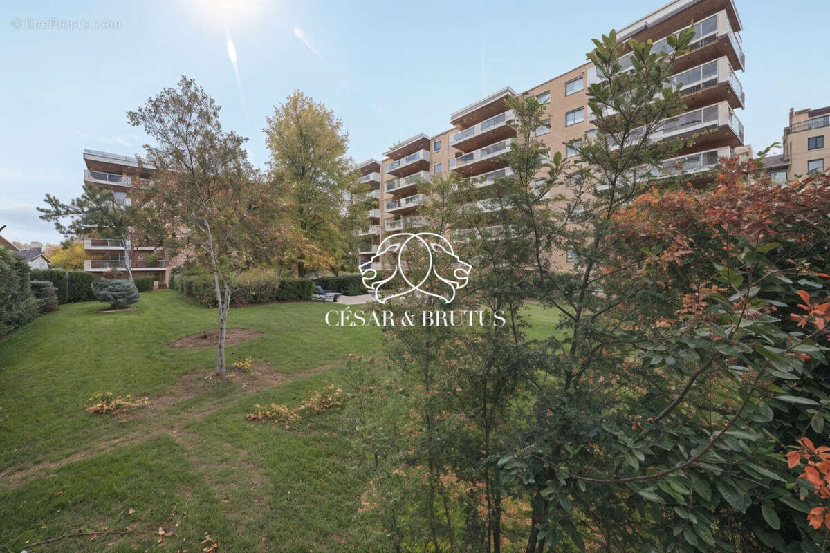 Appartement à LYON-6E