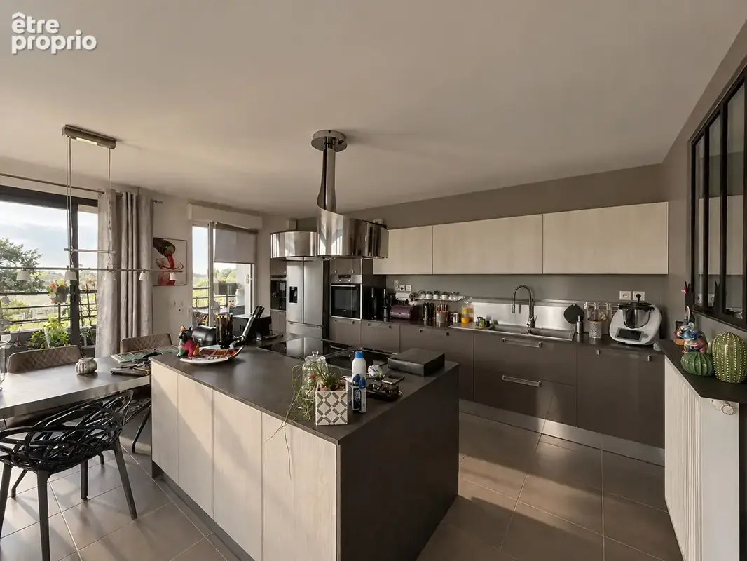 BRUGES -  Appartement T4 d'exception avec terrasse de plus de 110m² et deux parkings - photo 7