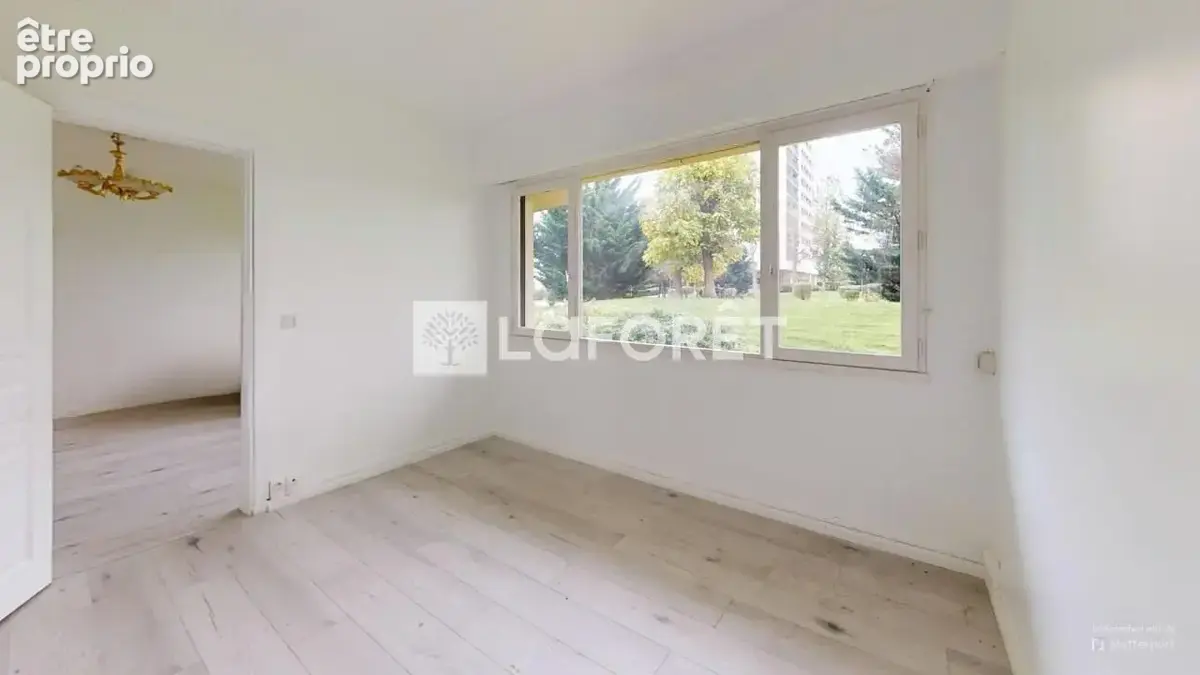 Photo Appartement à Thiais au prix de 140 000€