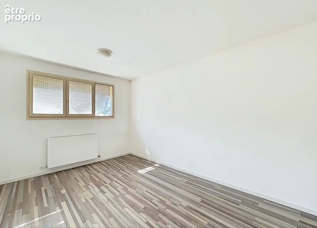 Maison mitoyenne de 118m2 et 4 grandes chambres - VERSONNEX - photo 9
