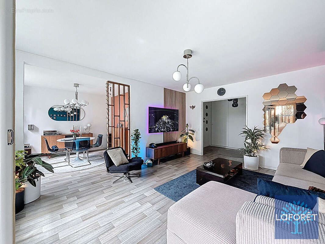 Appartement à MARLY