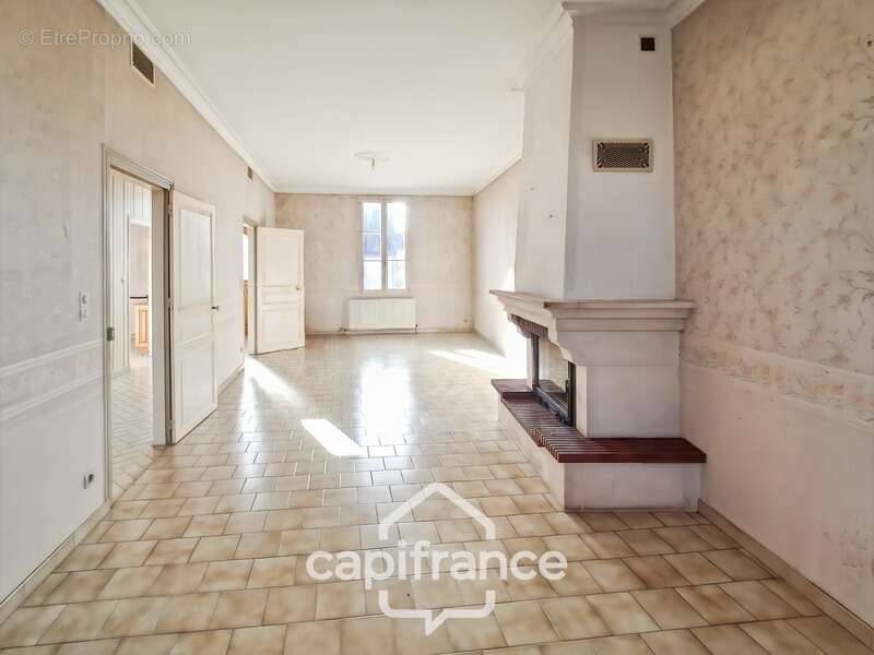 Maison à RUILLE-SUR-LOIR