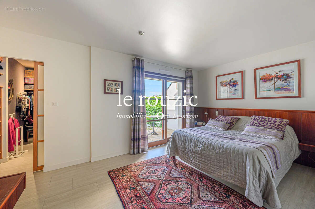 Maison 168 m² à Sene  - photo 8