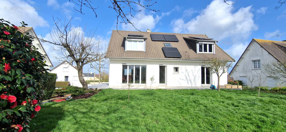 Maison à ISIGNY-SUR-MER