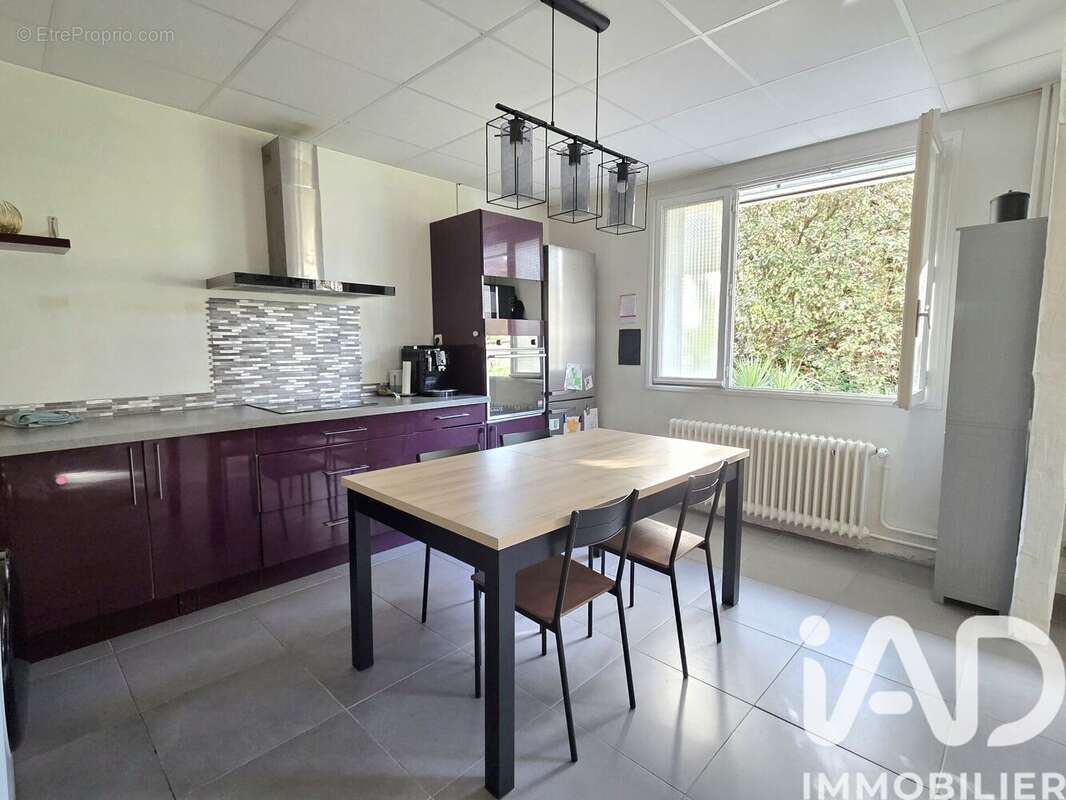 Photo 3 - Appartement à CALUIRE-ET-CUIRE