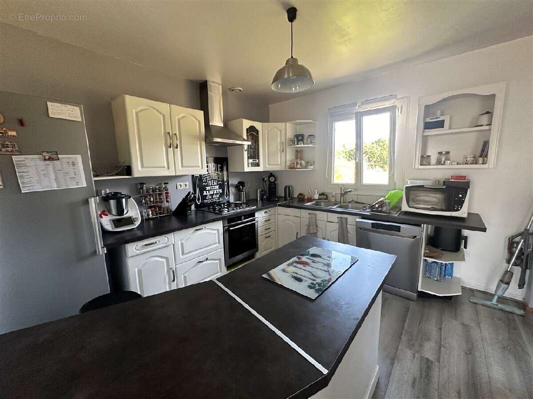 Maison à CHATEAUNEUF-EN-THYMERAIS