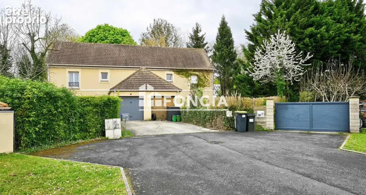Maison à CHAMPAGNE-SUR-OISE
