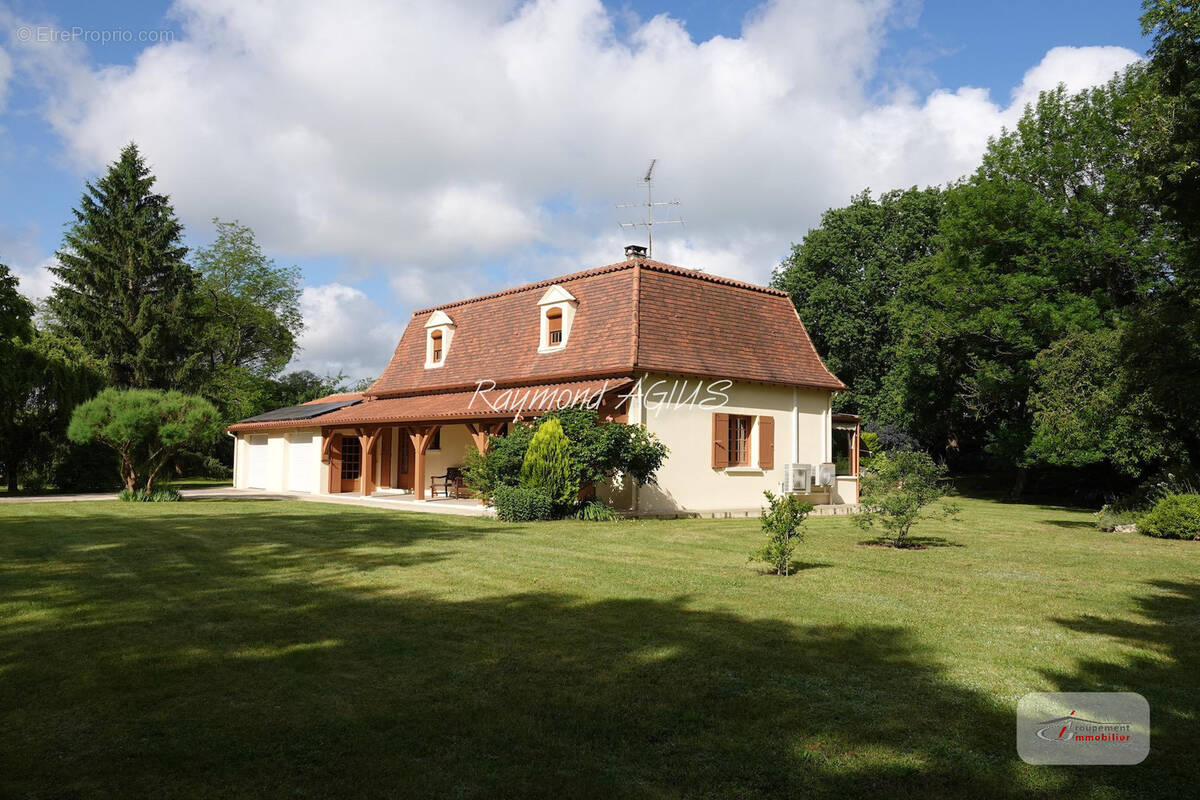 Maison à EYMET