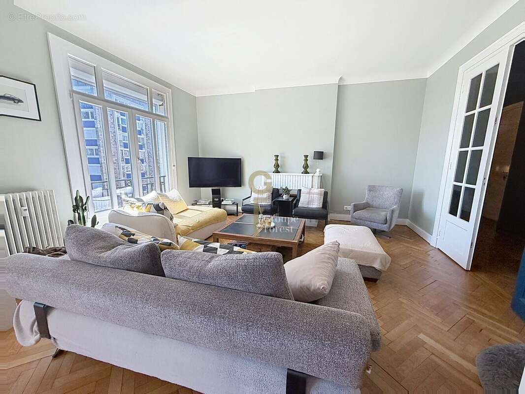 Appartement 197 m² à Tourcoing  - photo 3