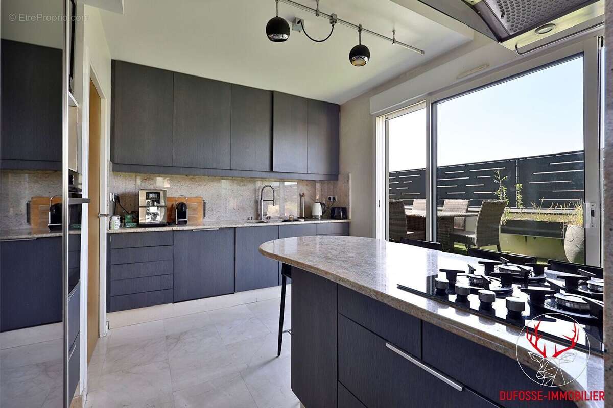 Appartement à LYON-8E