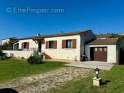 Maison à LABLACHERE