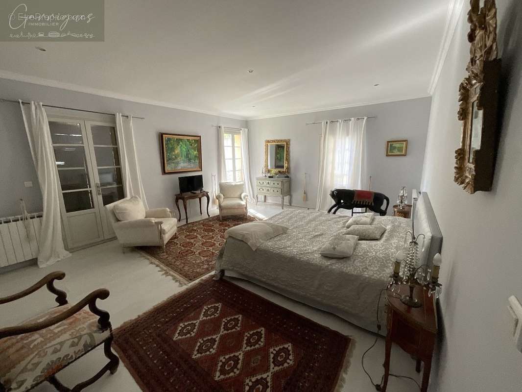 Maison à LE THOLONET