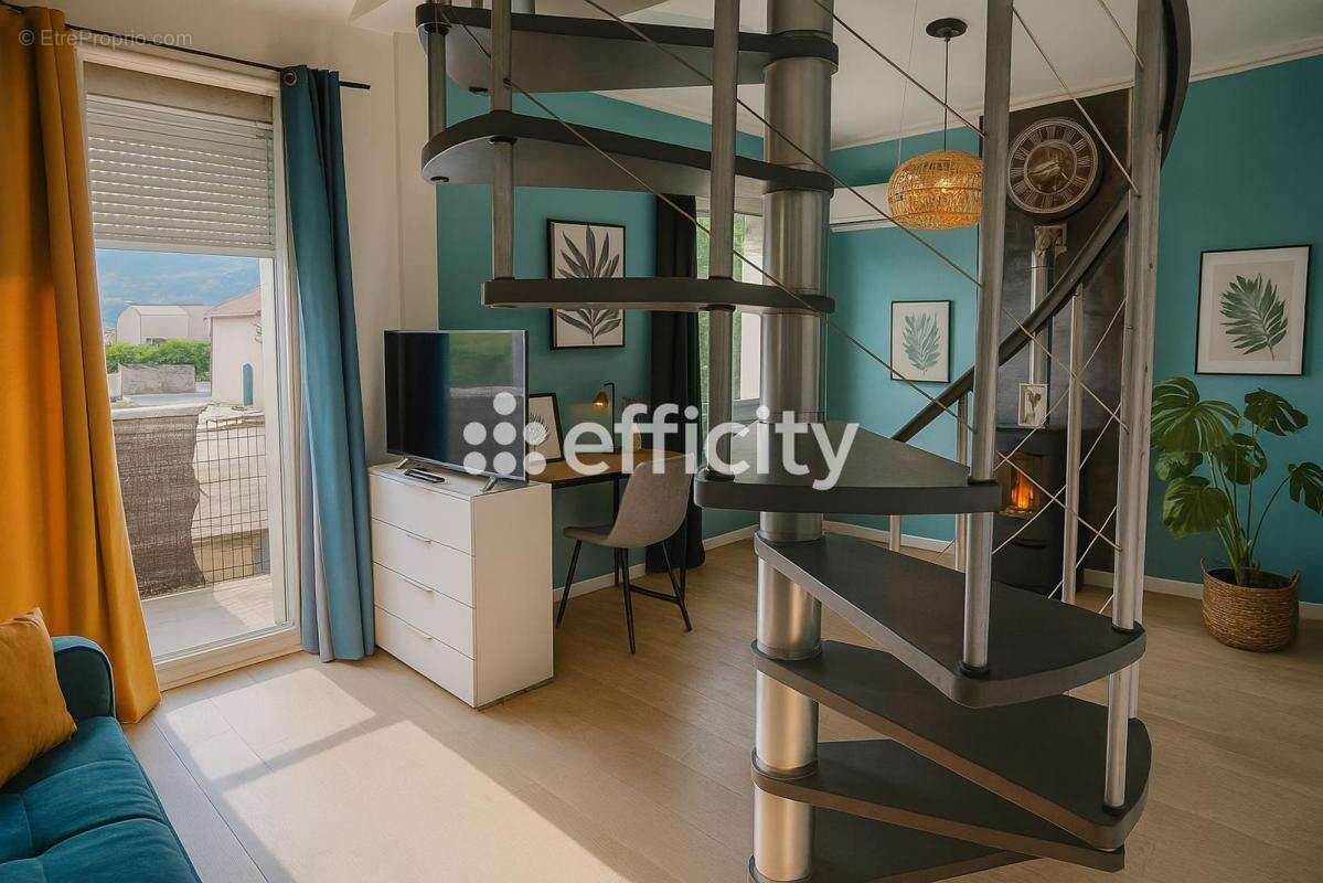 Appartement à CONDRIEU