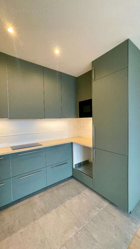 Appartement à LE PLESSIS-ROBINSON
