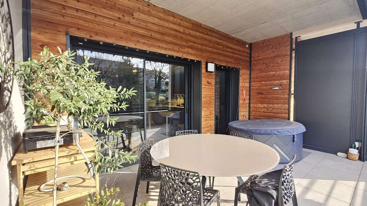 Appartement à VILLARS