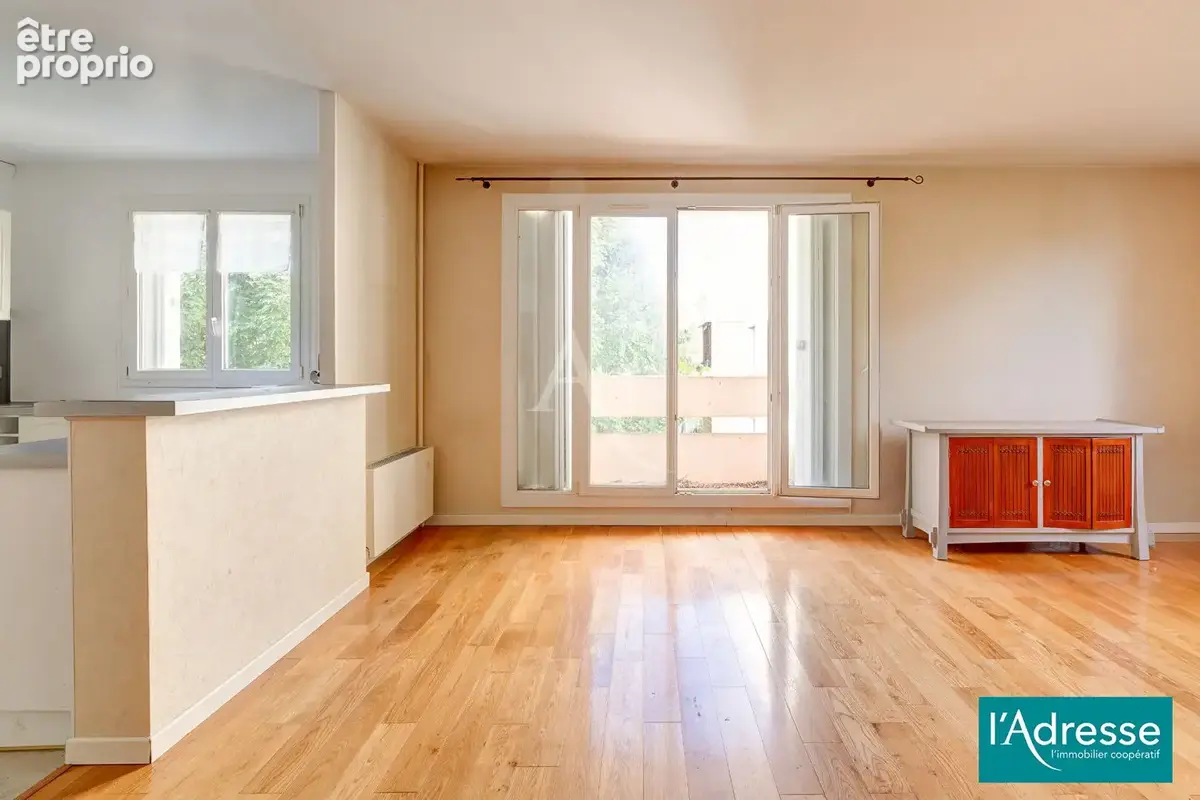 REIMS ? Appartement 5 pièces de 110 m² avec balcon, 4 chambres et ascenseur ? 149 900 - photo 3