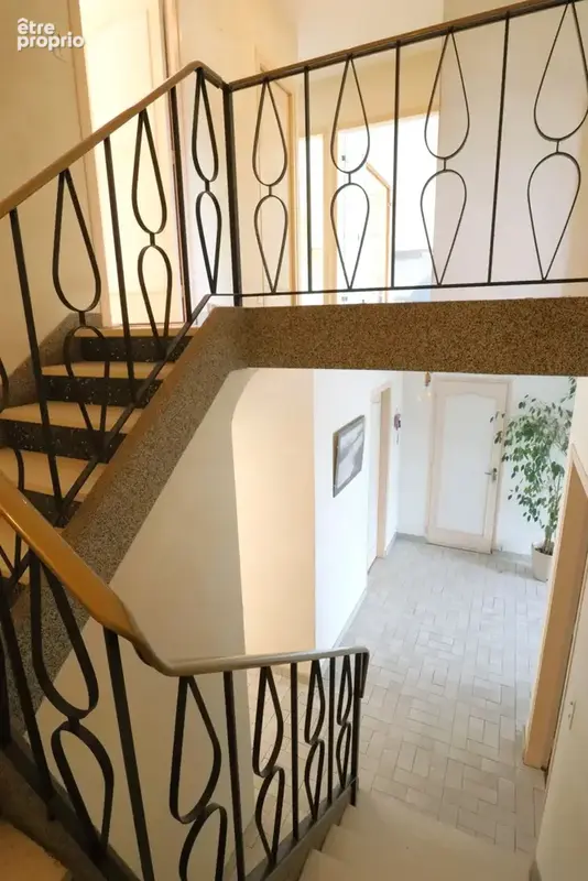 Proche CENTRE VILLE - GARE, maison offrant 160 m2 habitables - photo 6