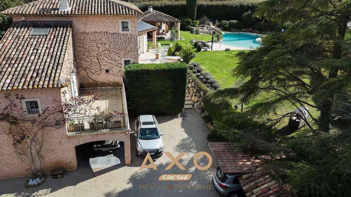 Maison à MEYRARGUES
