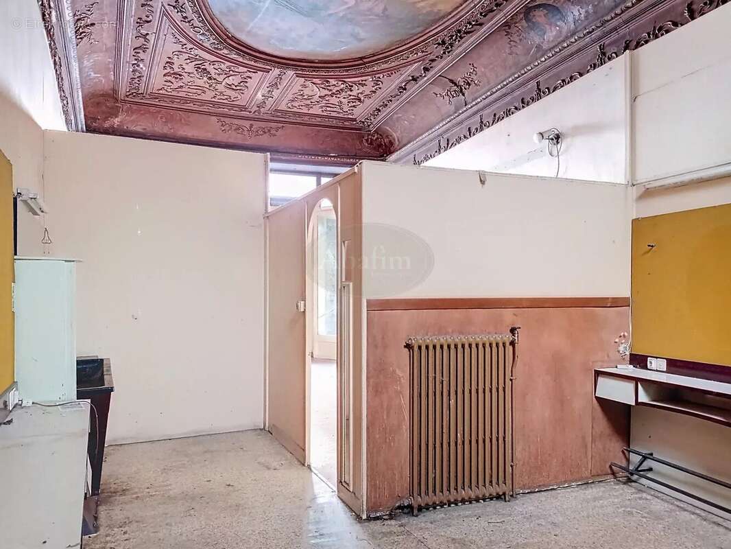 Appartement et local commercial - photo 20