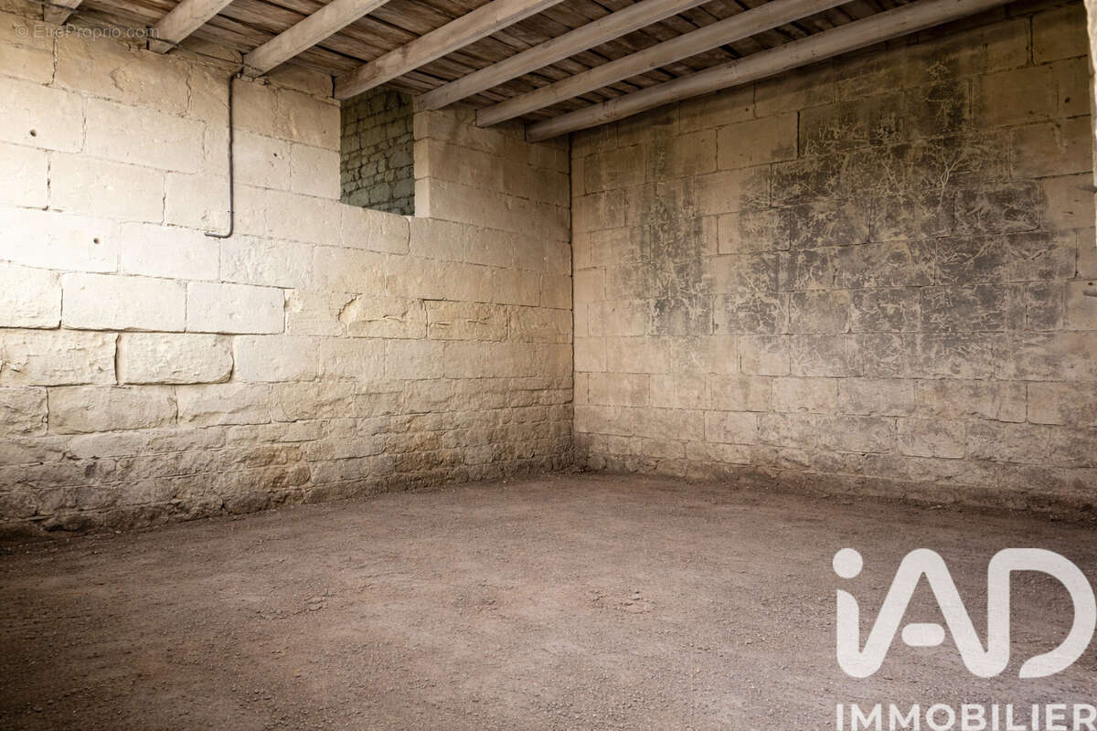 Photo 4 - Maison à SAVIGNY-EN-VERON