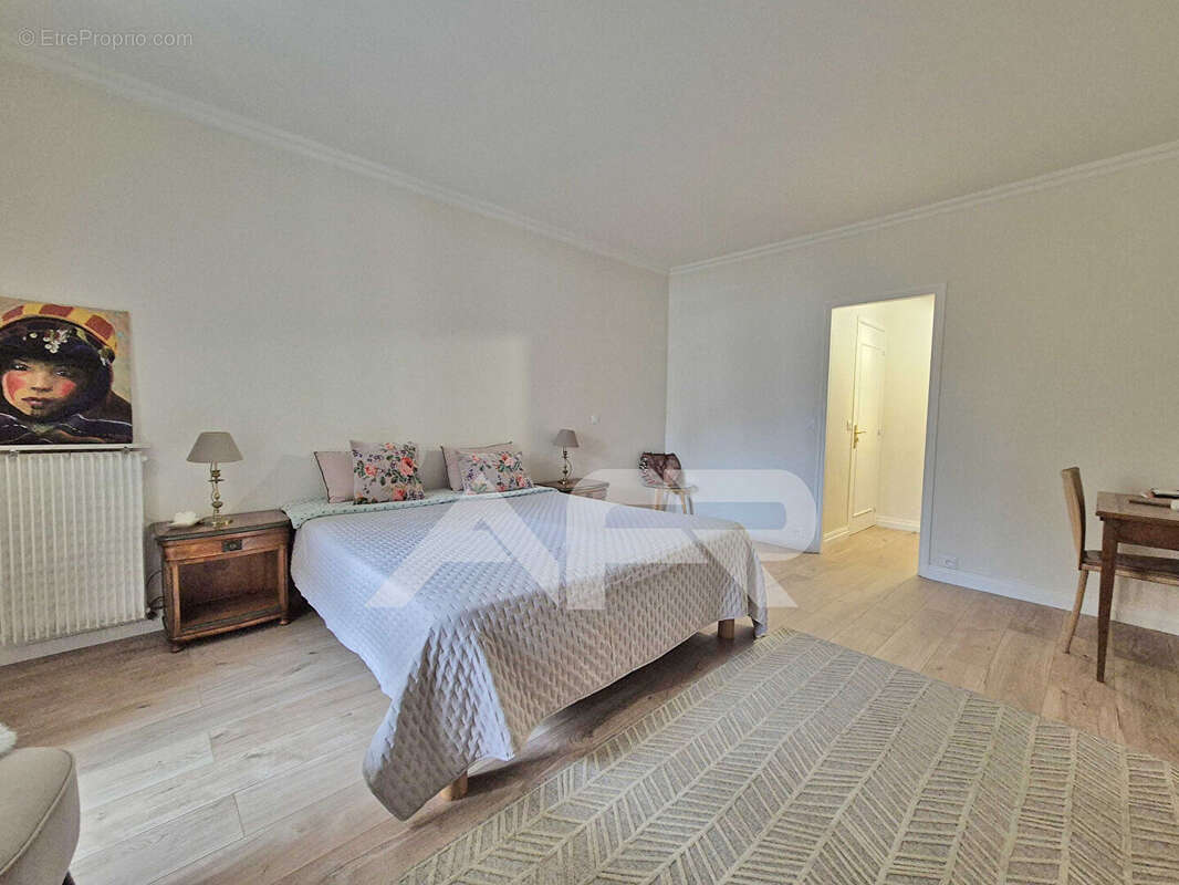 Appartement à LOUVECIENNES