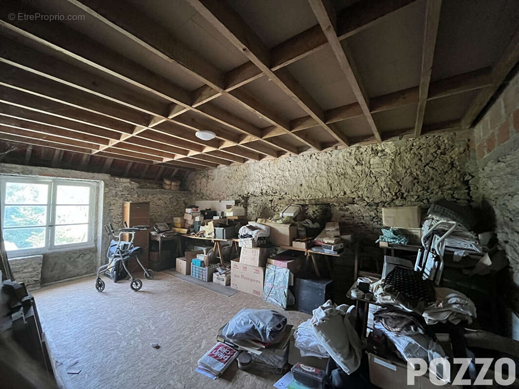 À vendre dans Saint lo : maison F5 (111 m²) - photo 10