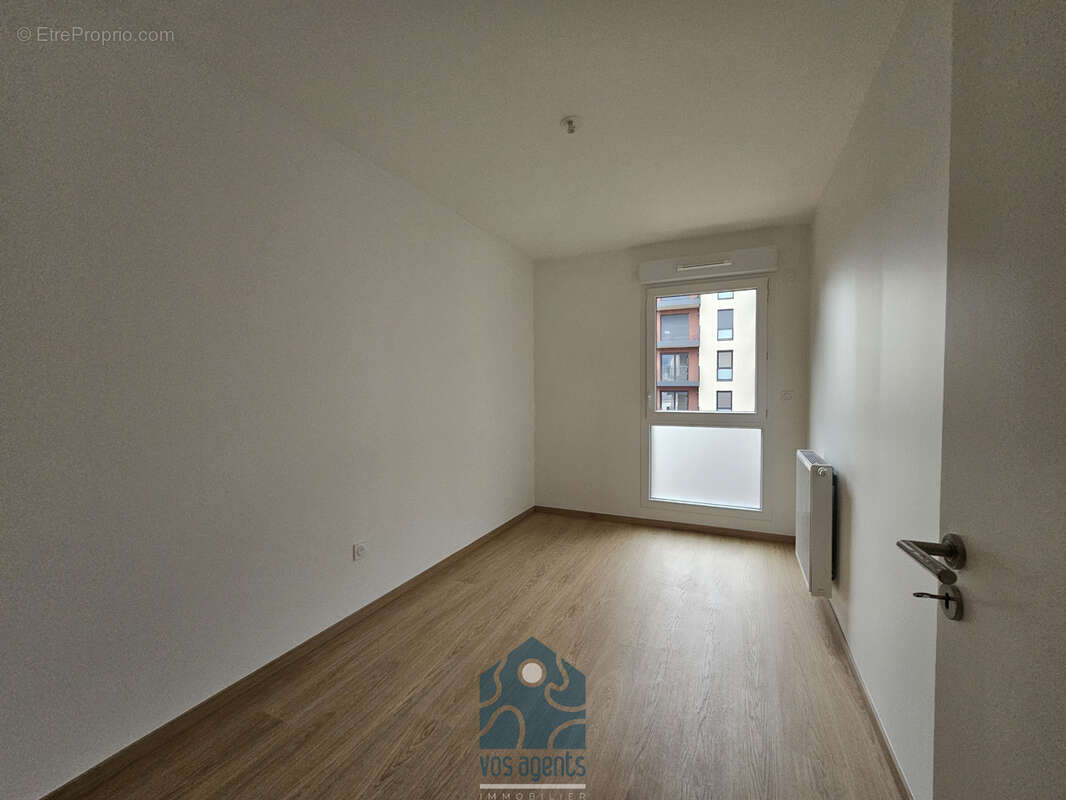 Appartement neuf T4 avec terrasse et garage - photo 9
