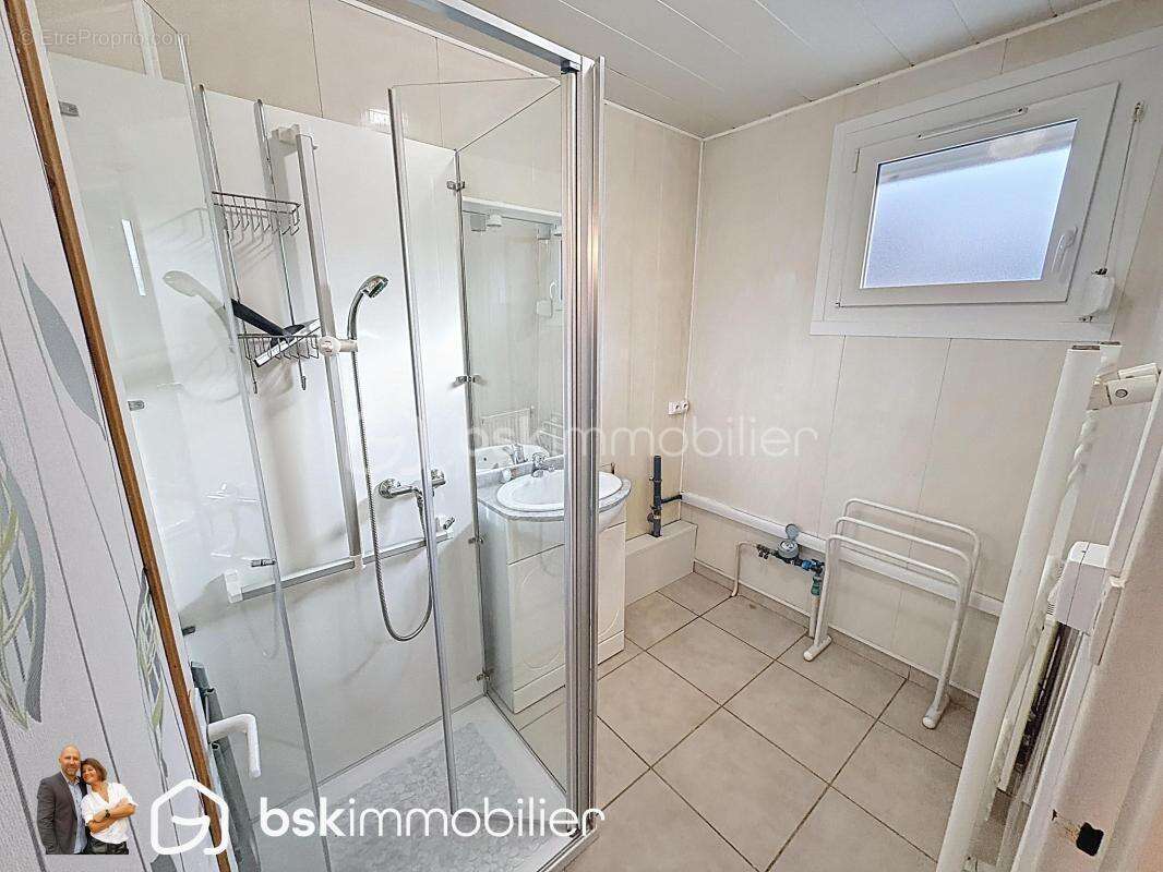 Maison à COURRIERES