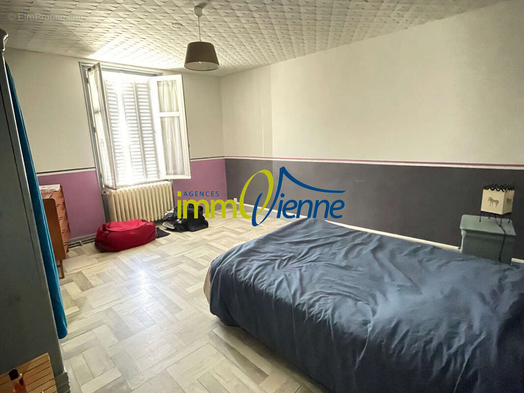 Appartement à VALDIVIENNE