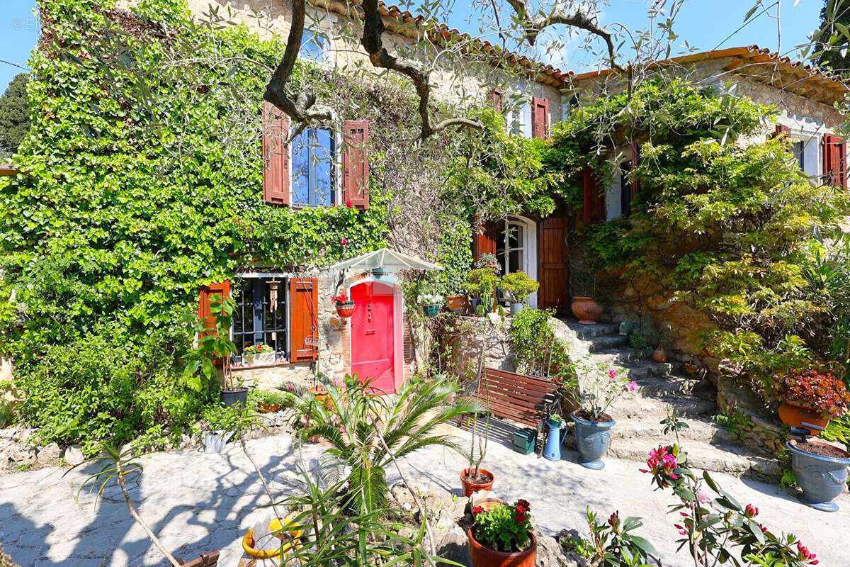 Maison à PEYMEINADE