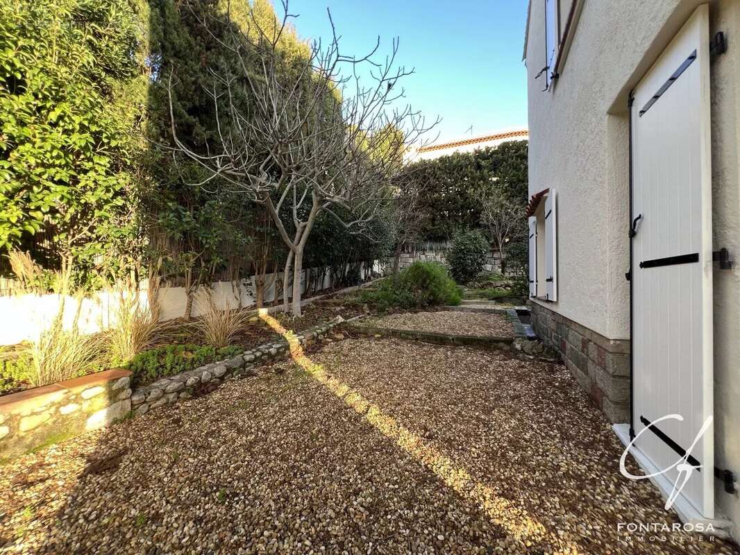 Appartement à SAINT-RAPHAEL