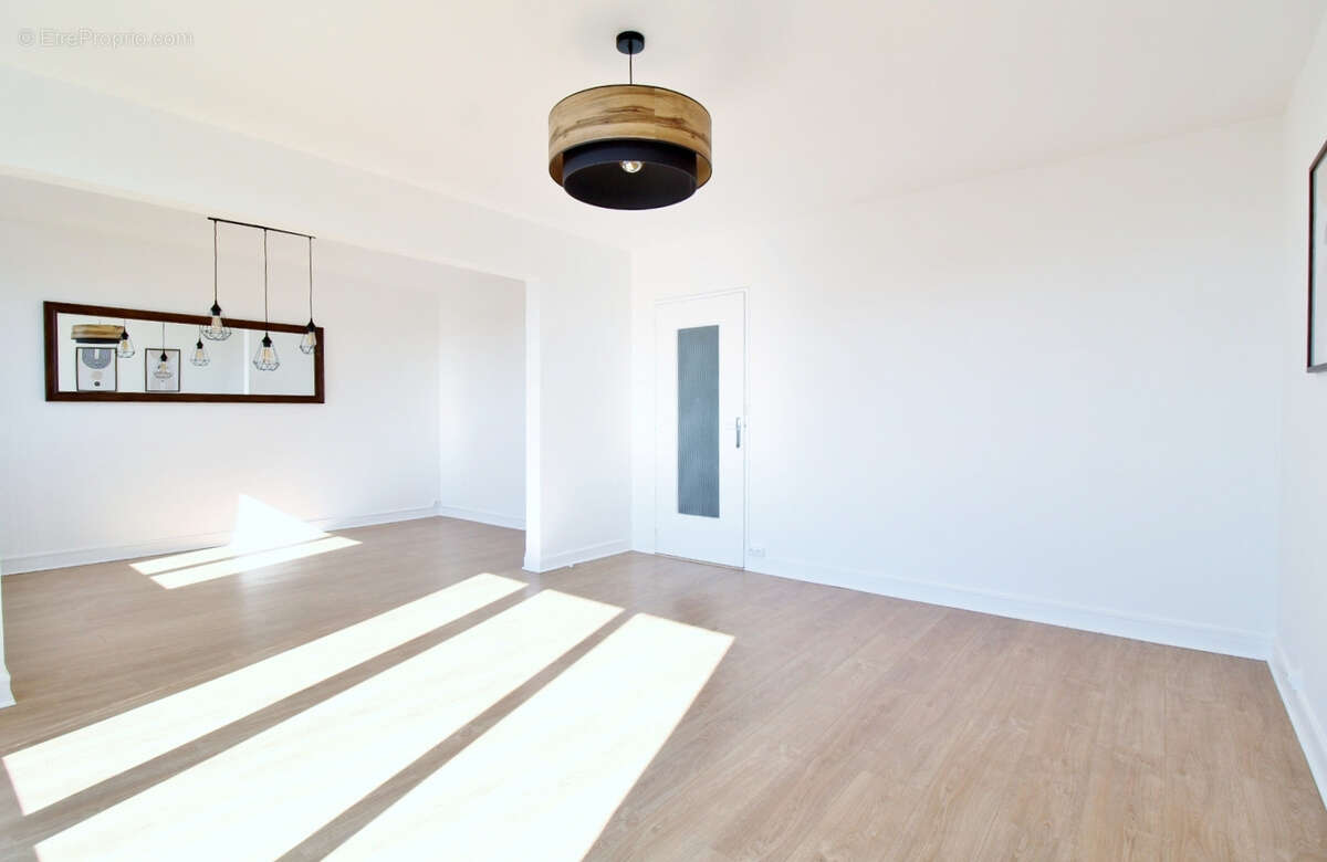Appartement 80 m2, parking, cave, balcon... - photo 3