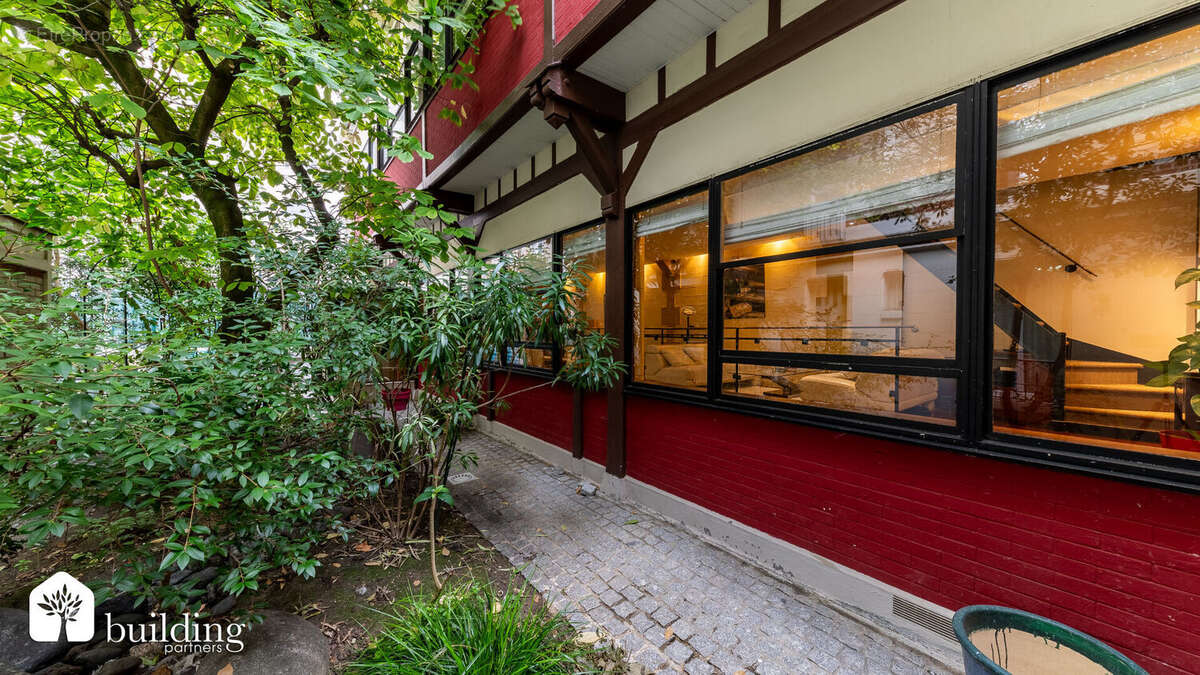 Maison à LEVALLOIS-PERRET