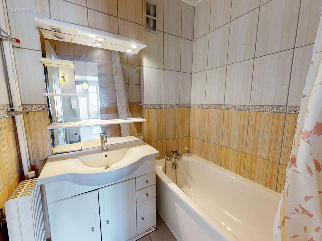 Appartement 4 pièces de 67 m2 - Grenoble - photo 9