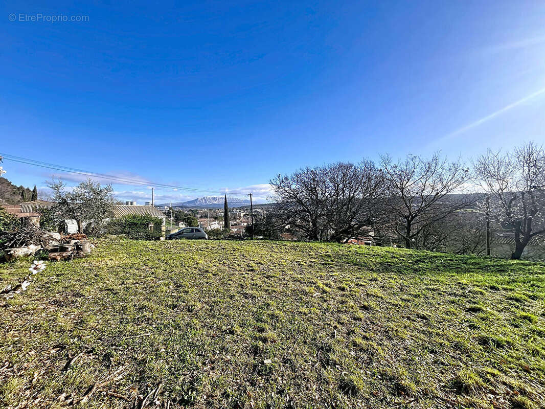 Terrain à GARDANNE