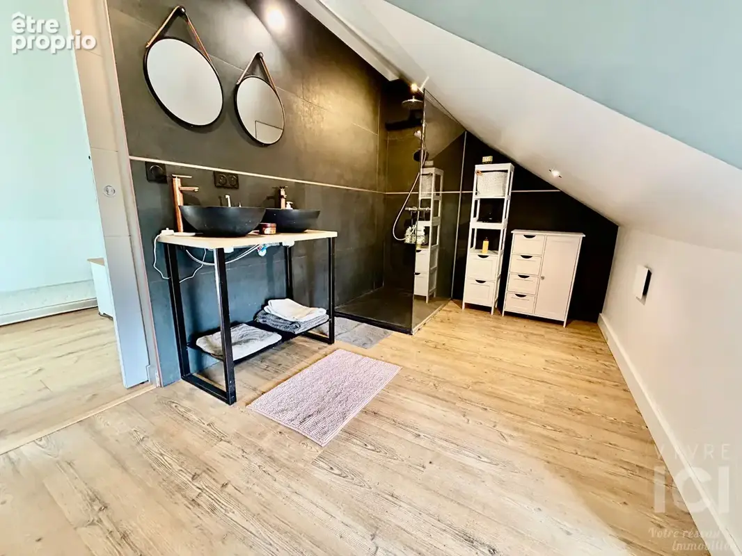 Longere - 4 chambres - 135m² - garage - photo 16