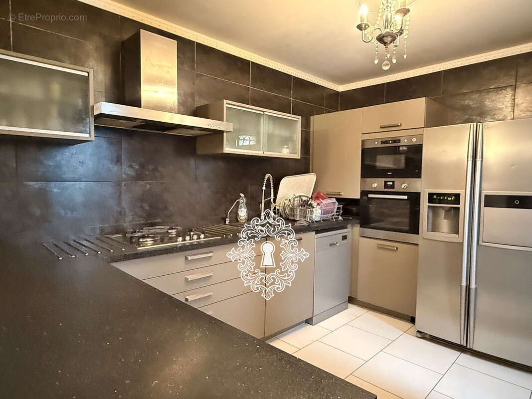 Maison à DONNEMARIE-DONTILLY