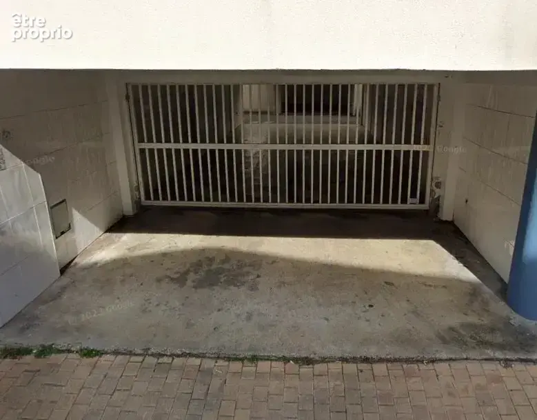 garage dans une résidence sécurisée - photo 2